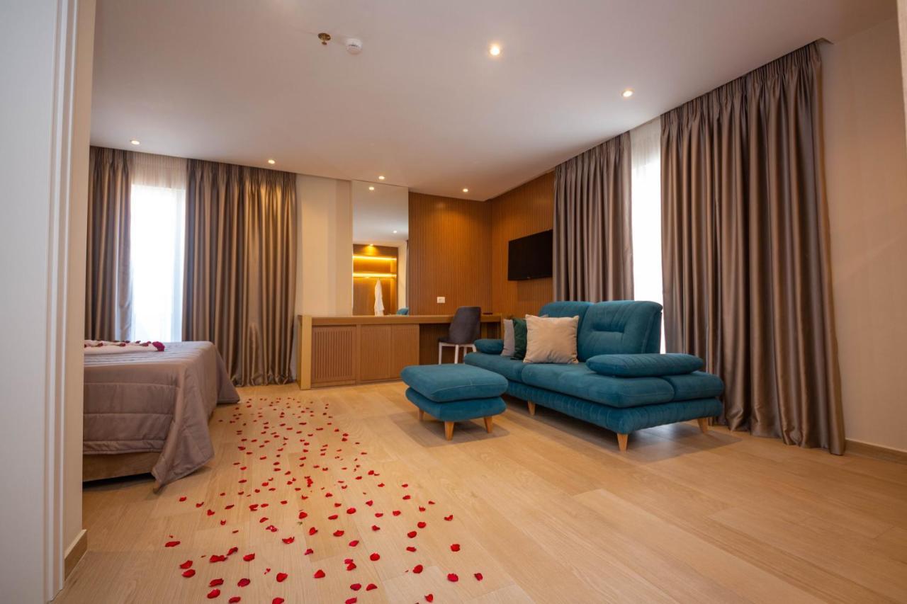 Merar Hotel โกเลม ภายนอก รูปภาพ